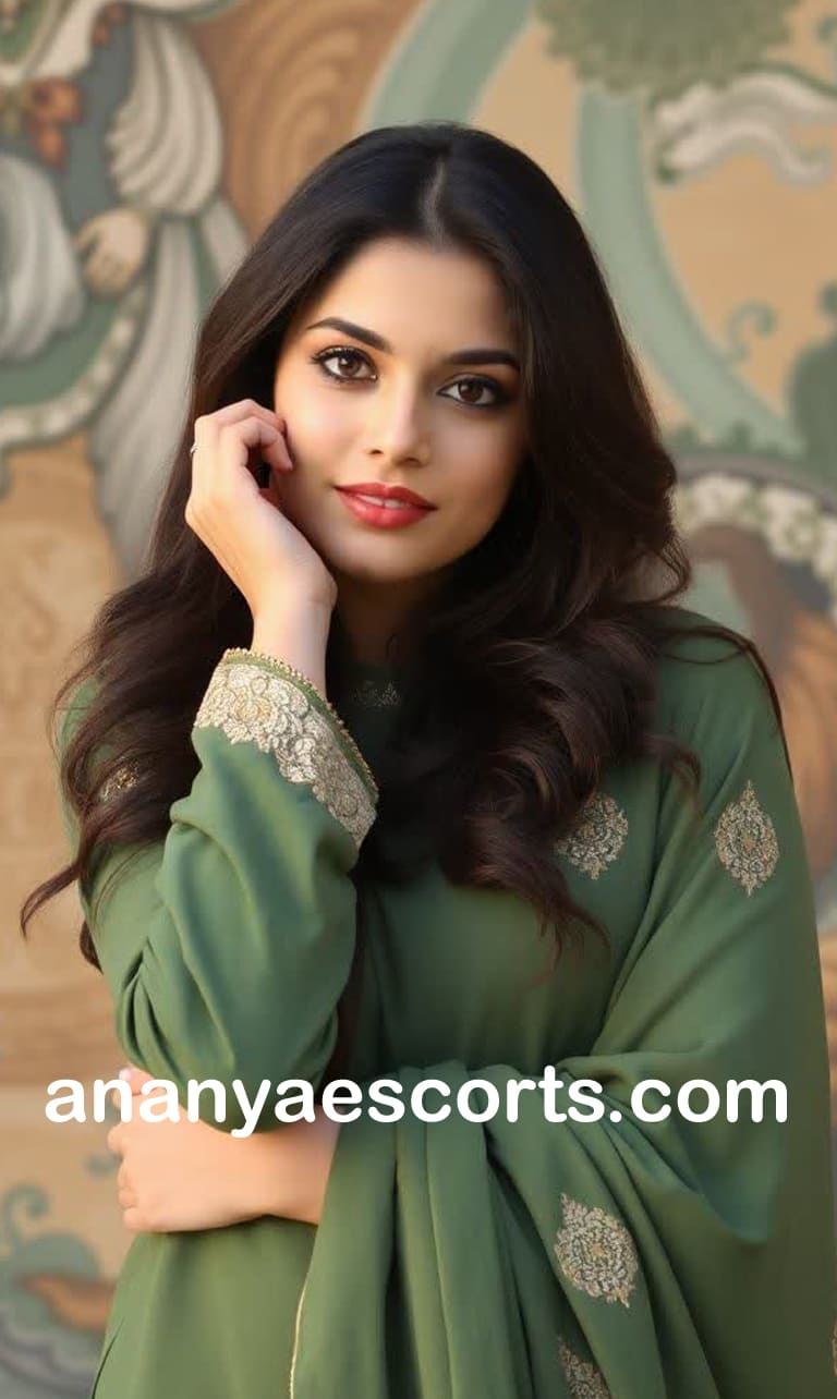 Call Girls in Naugawan Sadat